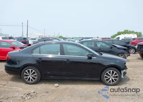 2017 Volkswagen Jetta 1.4T Se из США, поврежденный, VIN 3VWDB7AJ8HM251527